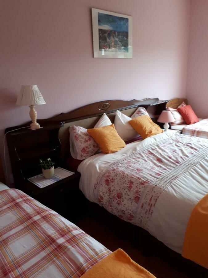 Tullaleagan Guesthouse อูคเทอราร์ด ภายนอก รูปภาพ