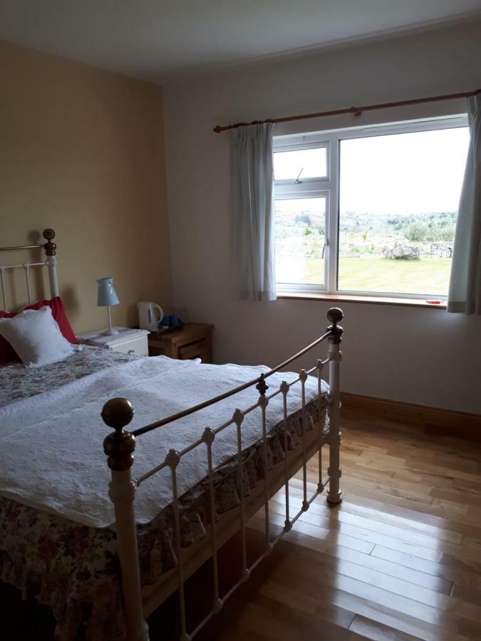 Tullaleagan Guesthouse อูคเทอราร์ด ภายนอก รูปภาพ